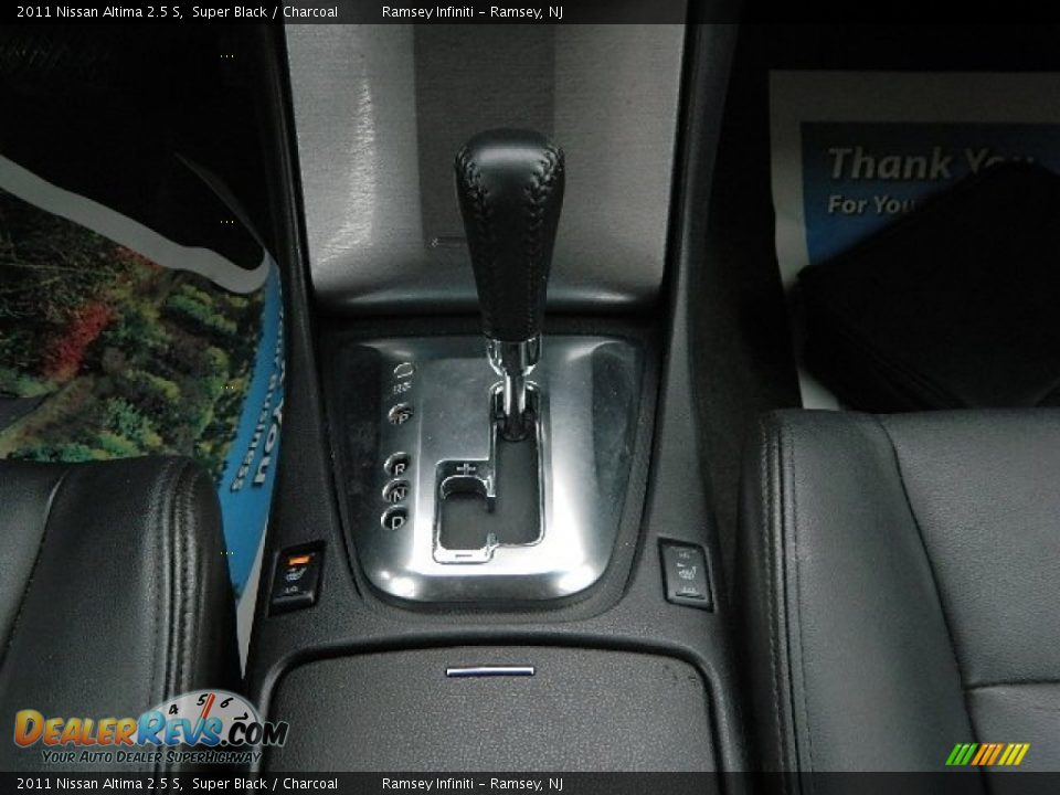 2011 Nissan Altima 2.5 S Super Black / Charcoal Photo #18