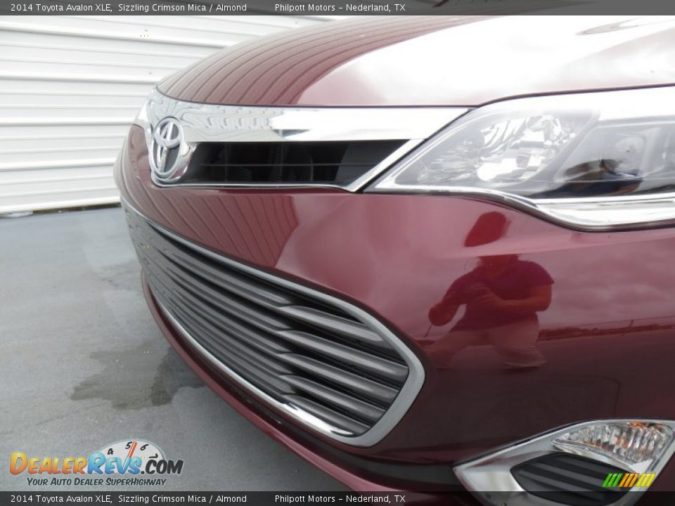 2014 Toyota Avalon XLE Sizzling Crimson Mica / Almond Photo #11
