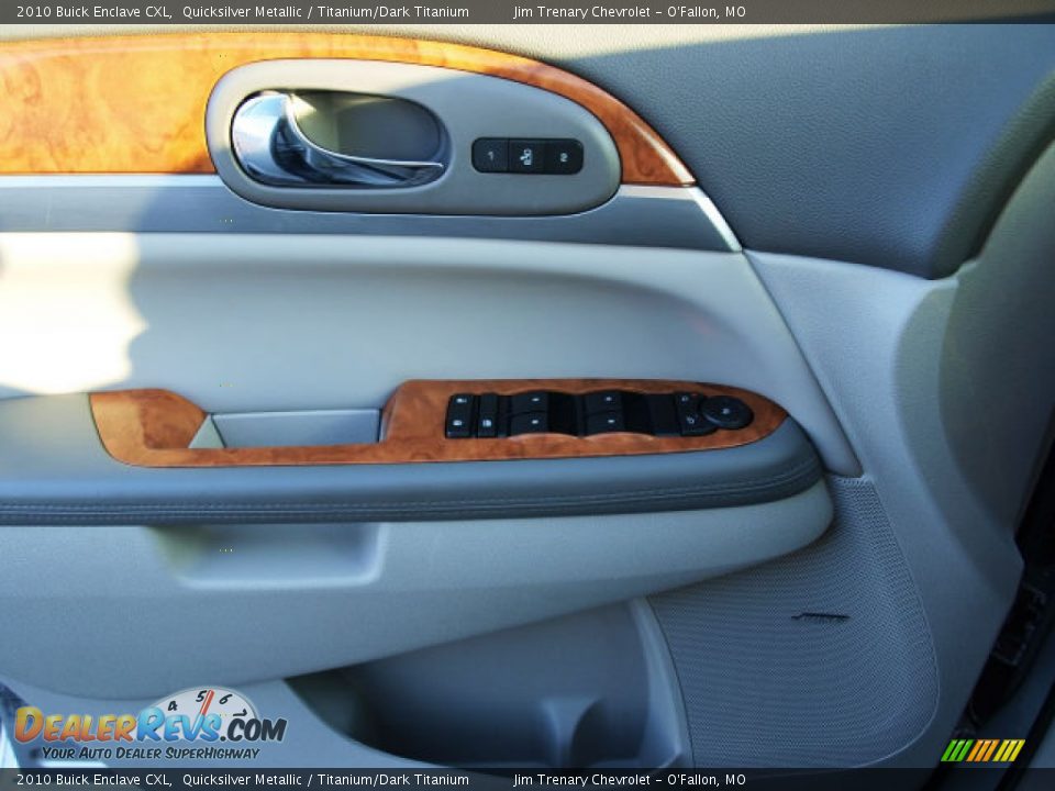 2010 Buick Enclave CXL Quicksilver Metallic / Titanium/Dark Titanium Photo #15