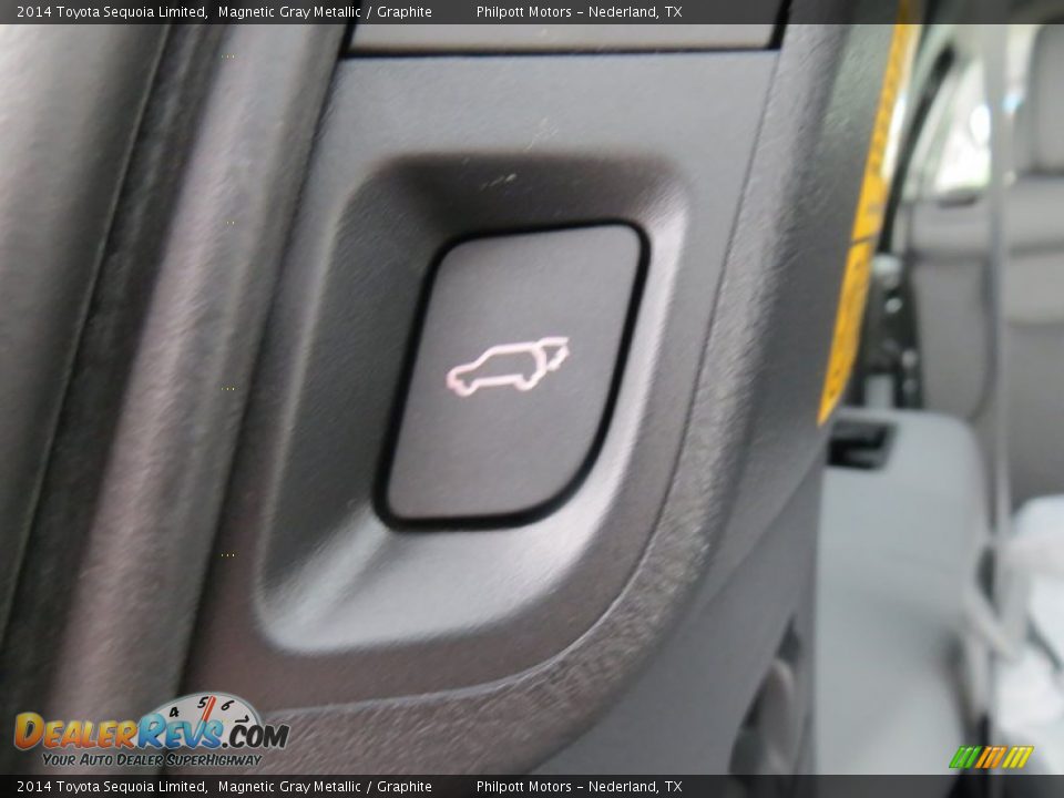 2014 Toyota Sequoia Limited Magnetic Gray Metallic / Graphite Photo #28
