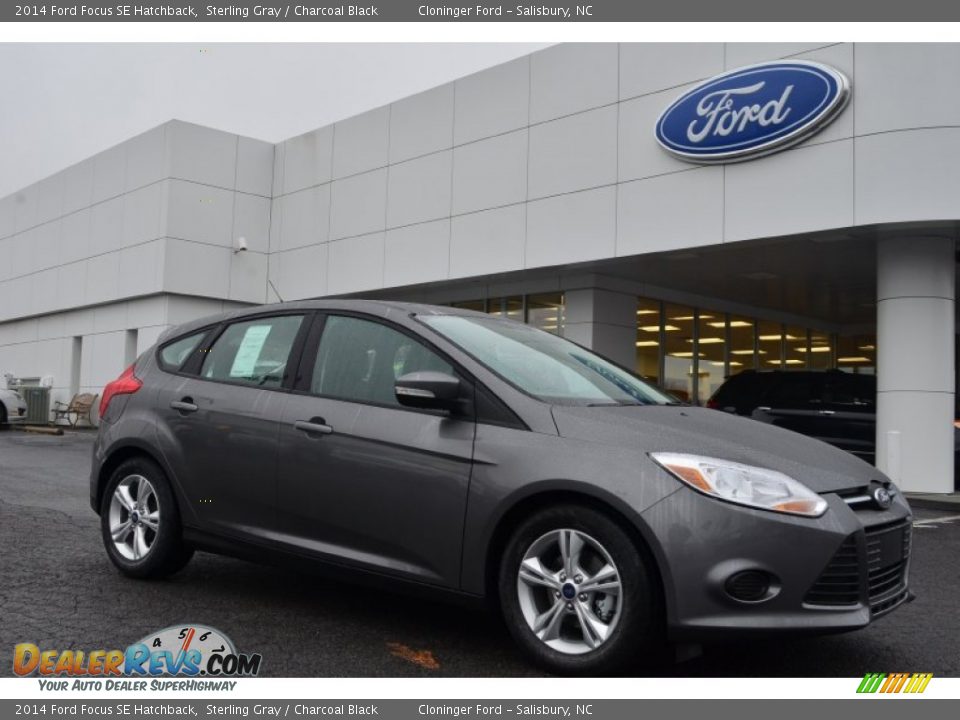 2014 Ford Focus SE Hatchback Sterling Gray / Charcoal Black Photo #1