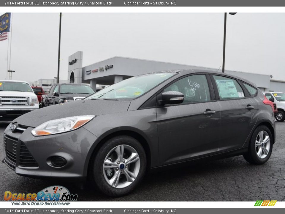 2014 Ford Focus SE Hatchback Sterling Gray / Charcoal Black Photo #3