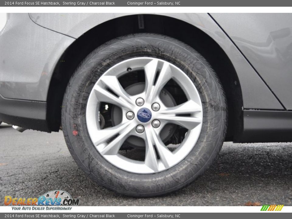 2014 Ford Focus SE Hatchback Sterling Gray / Charcoal Black Photo #10