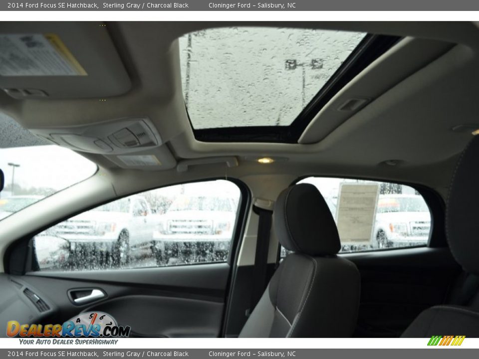 2014 Ford Focus SE Hatchback Sterling Gray / Charcoal Black Photo #14