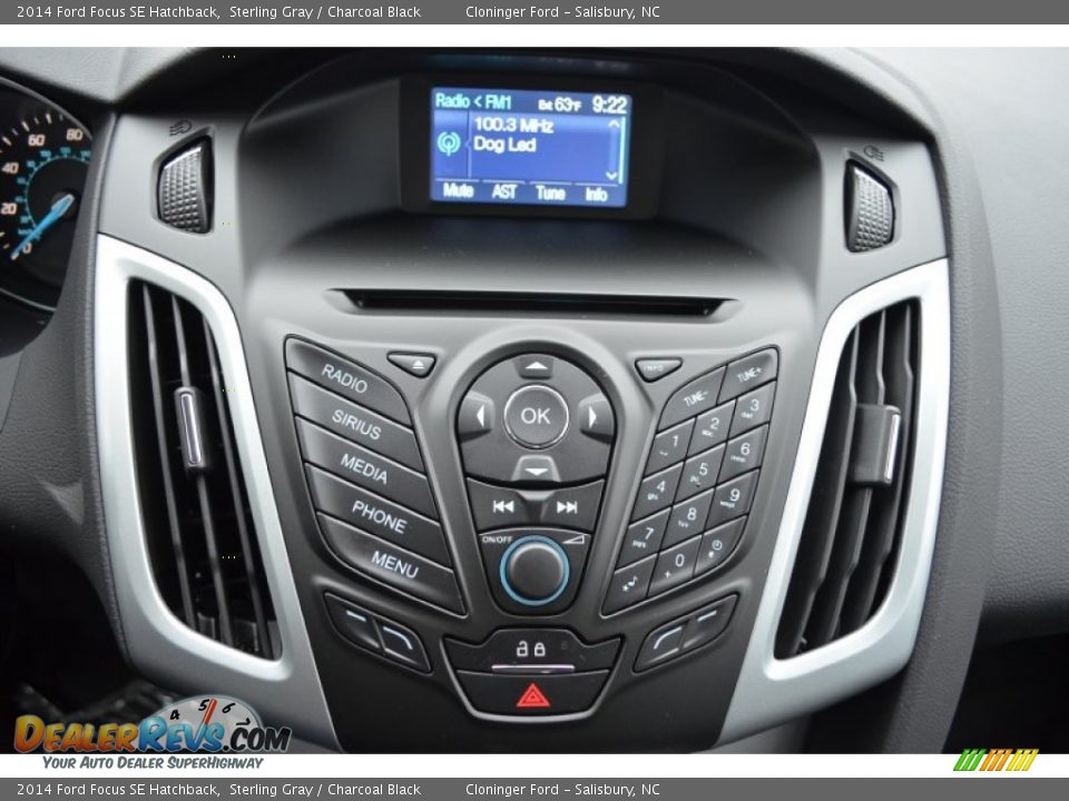 2014 Ford Focus SE Hatchback Sterling Gray / Charcoal Black Photo #15