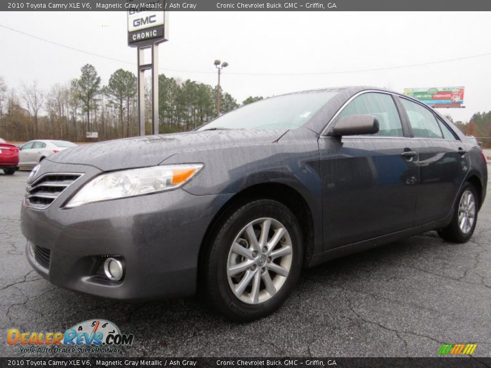 2010 Toyota Camry XLE V6 Magnetic Gray Metallic / Ash Gray Photo #3