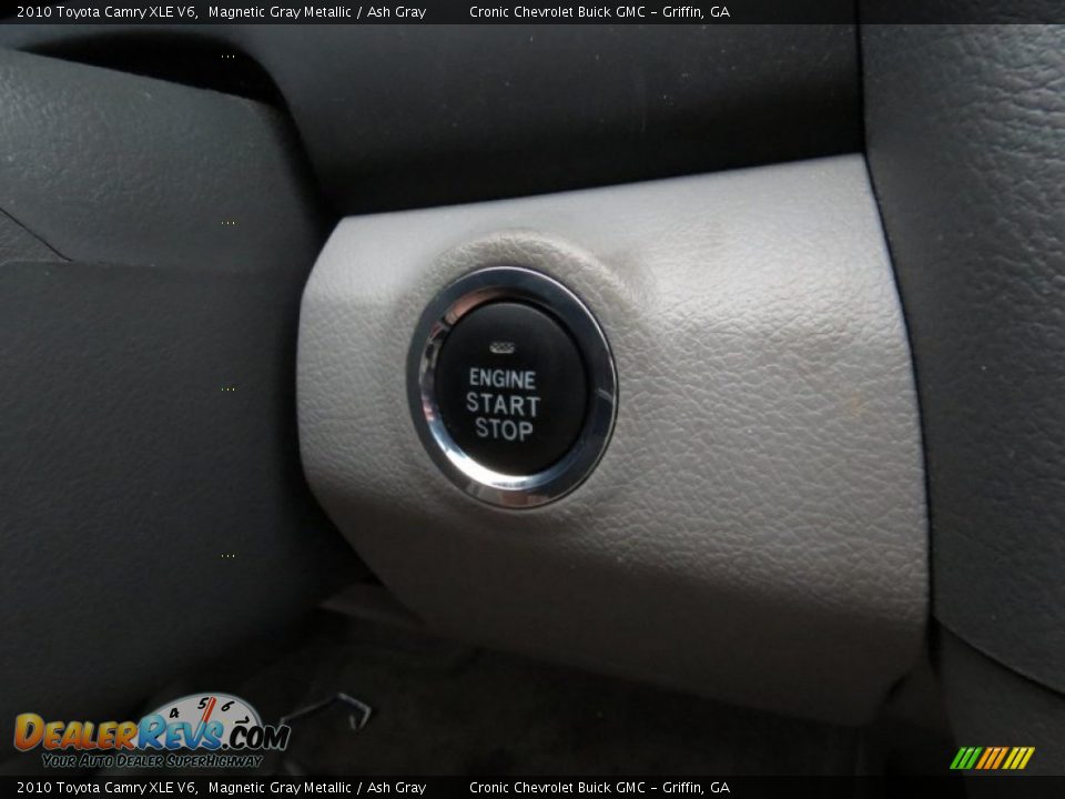 2010 Toyota Camry XLE V6 Magnetic Gray Metallic / Ash Gray Photo #23