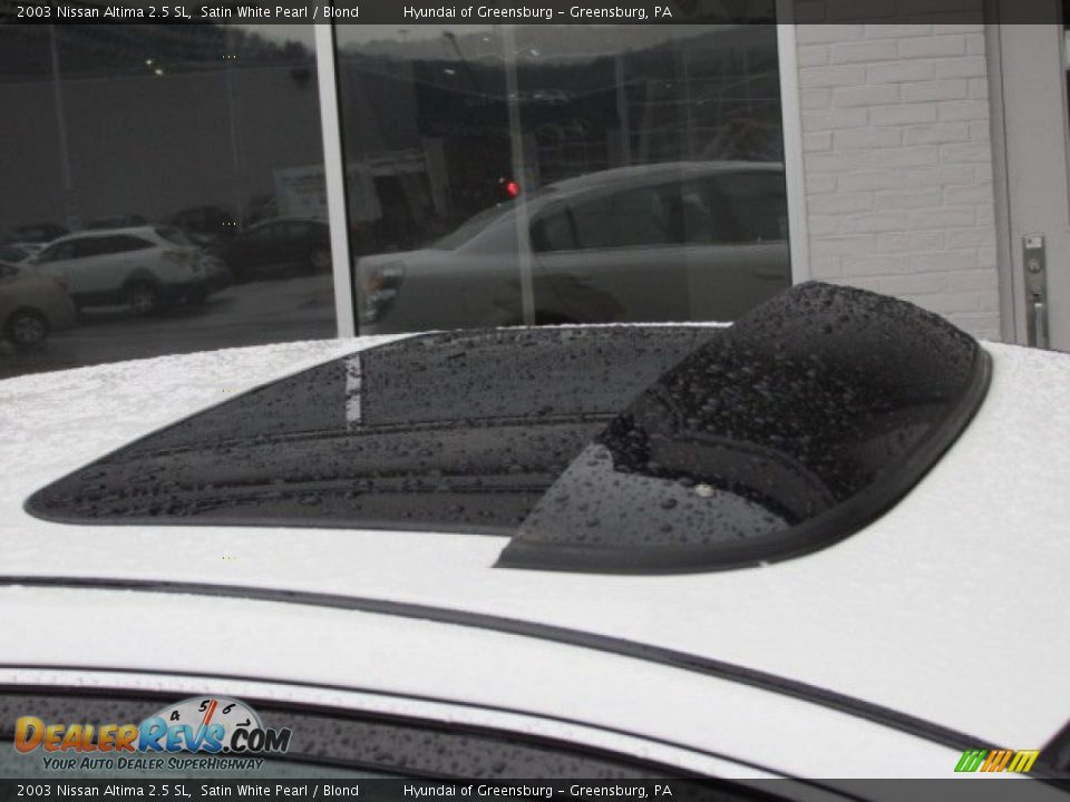 2003 Nissan Altima 2.5 SL Satin White Pearl / Blond Photo #3