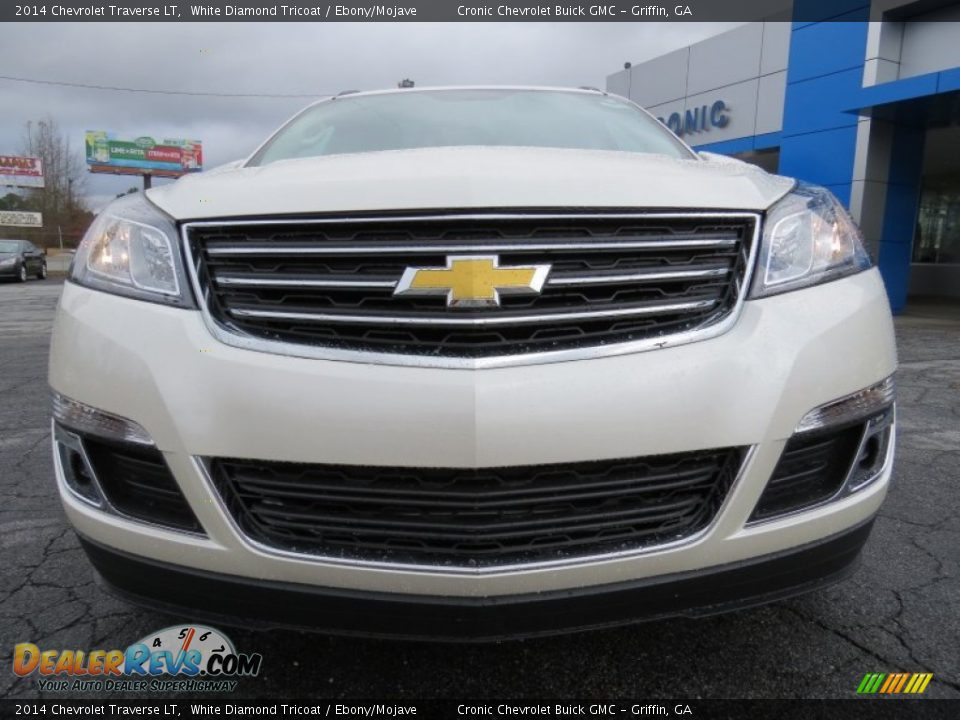 2014 Chevrolet Traverse LT White Diamond Tricoat / Ebony/Mojave Photo #2