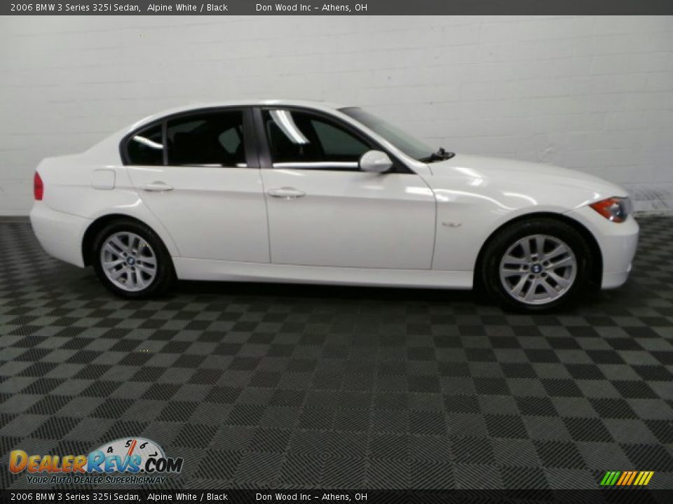 2006 BMW 3 Series 325i Sedan Alpine White / Black Photo #3