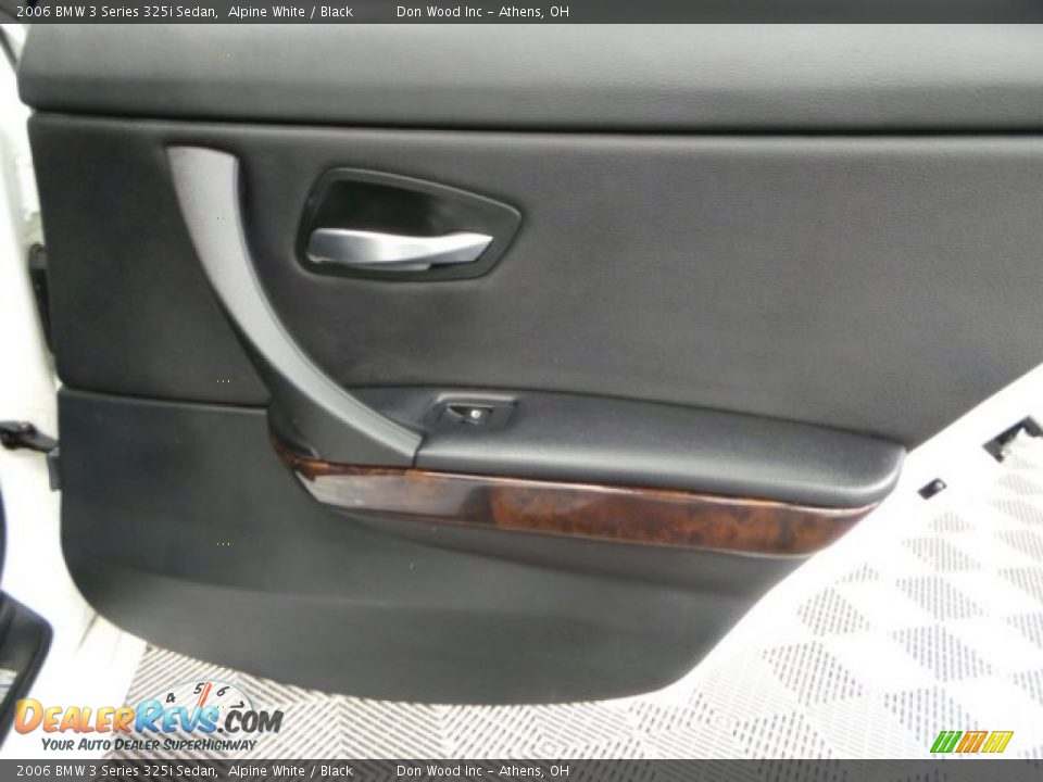 2006 BMW 3 Series 325i Sedan Alpine White / Black Photo #15