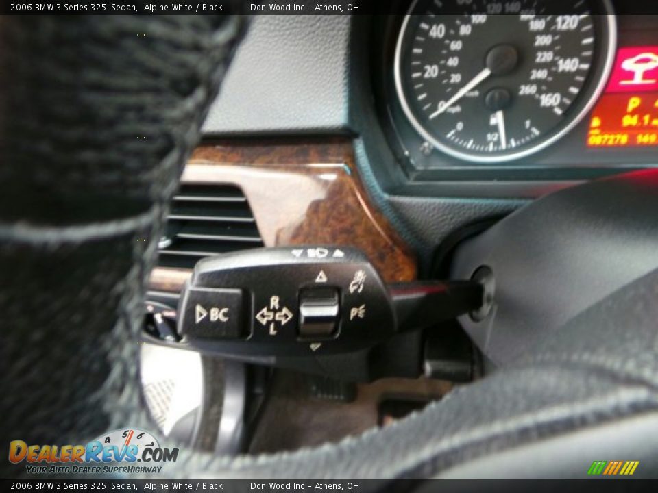 2006 BMW 3 Series 325i Sedan Alpine White / Black Photo #21