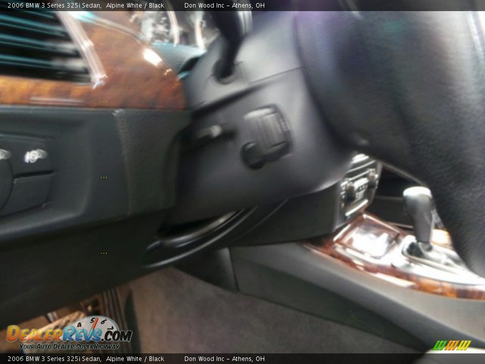 2006 BMW 3 Series 325i Sedan Alpine White / Black Photo #23