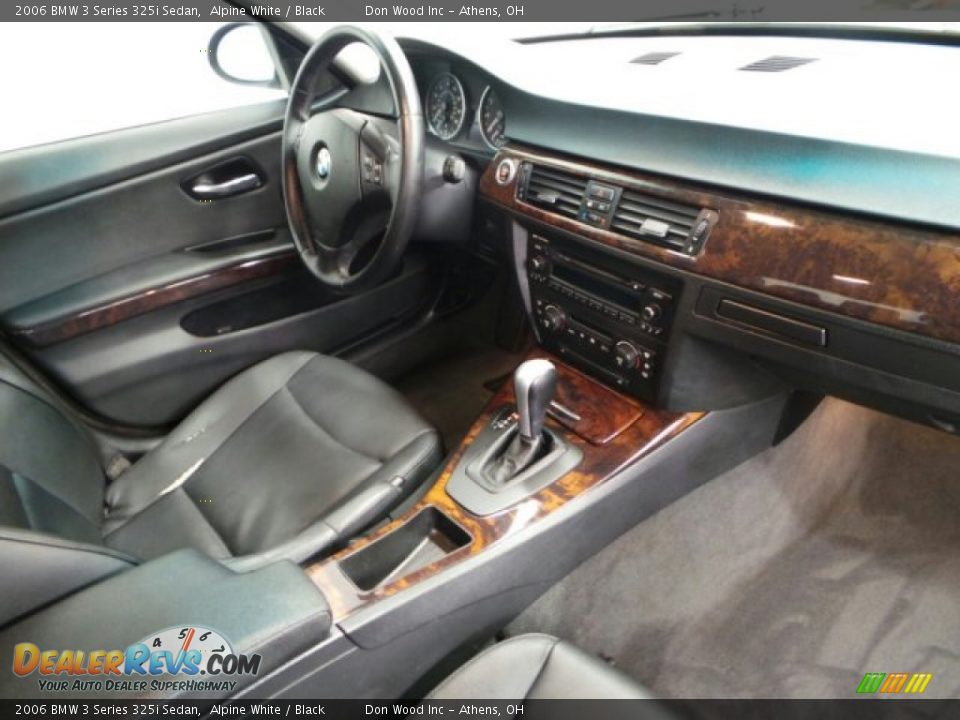 2006 BMW 3 Series 325i Sedan Alpine White / Black Photo #26