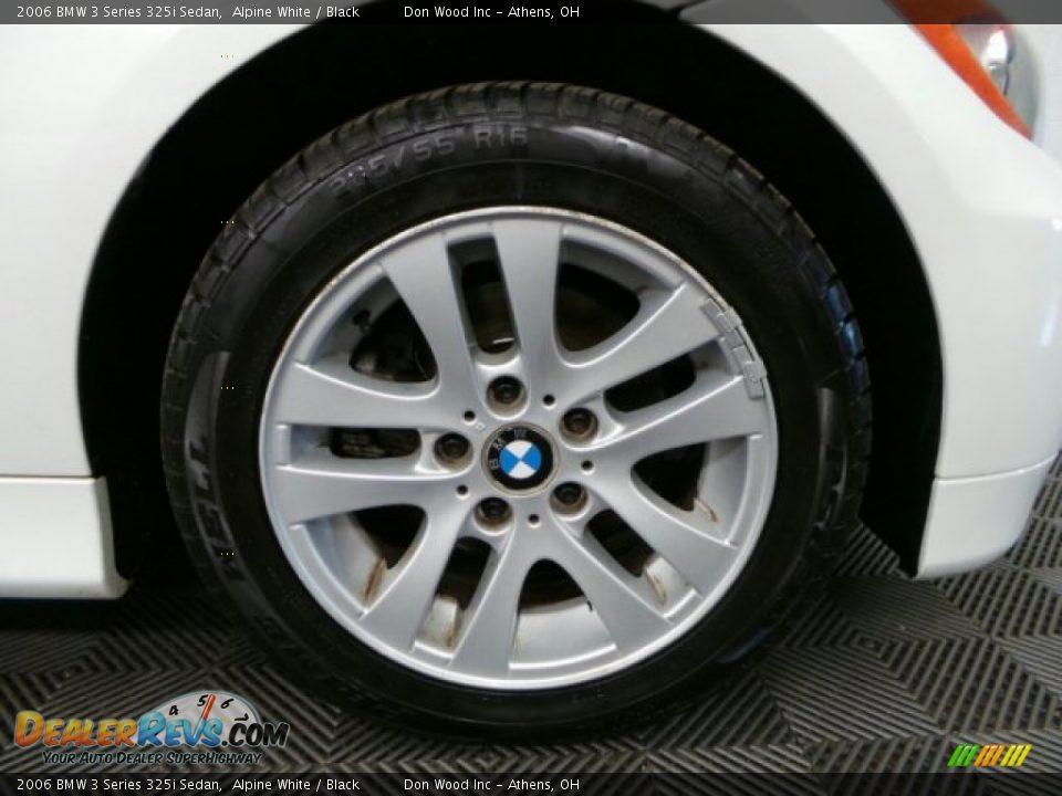 2006 BMW 3 Series 325i Sedan Alpine White / Black Photo #30