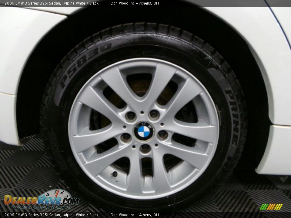 2006 BMW 3 Series 325i Sedan Alpine White / Black Photo #32