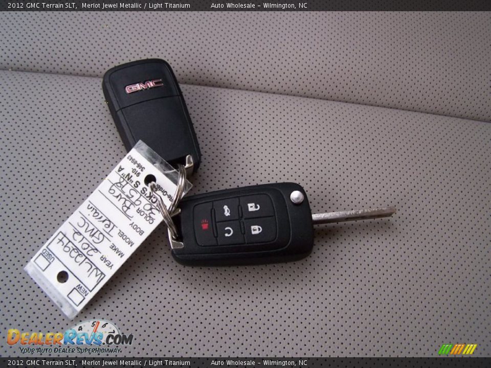 2012 GMC Terrain SLT Merlot Jewel Metallic / Light Titanium Photo #20