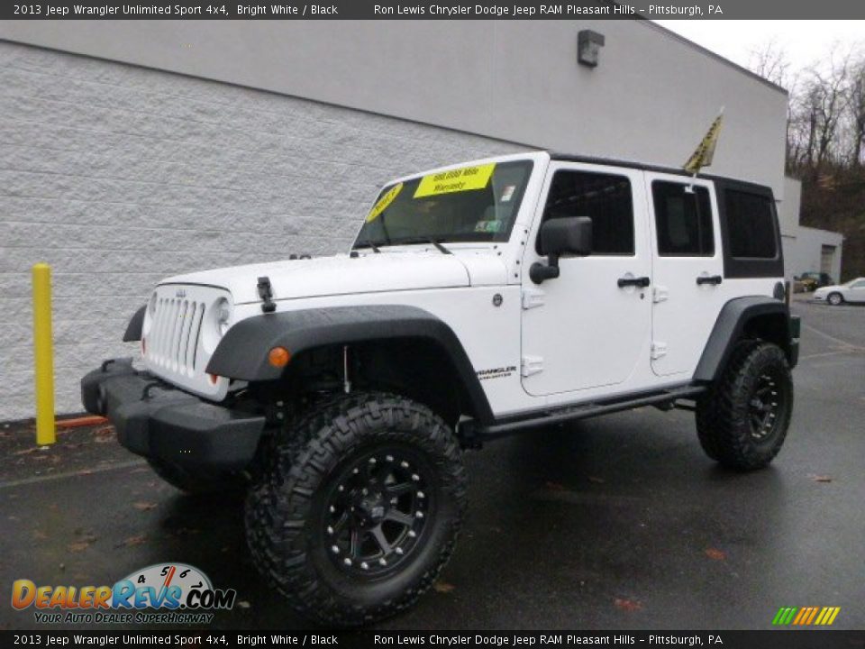 2013 Jeep Wrangler Unlimited Sport 4x4 Bright White / Black Photo #1