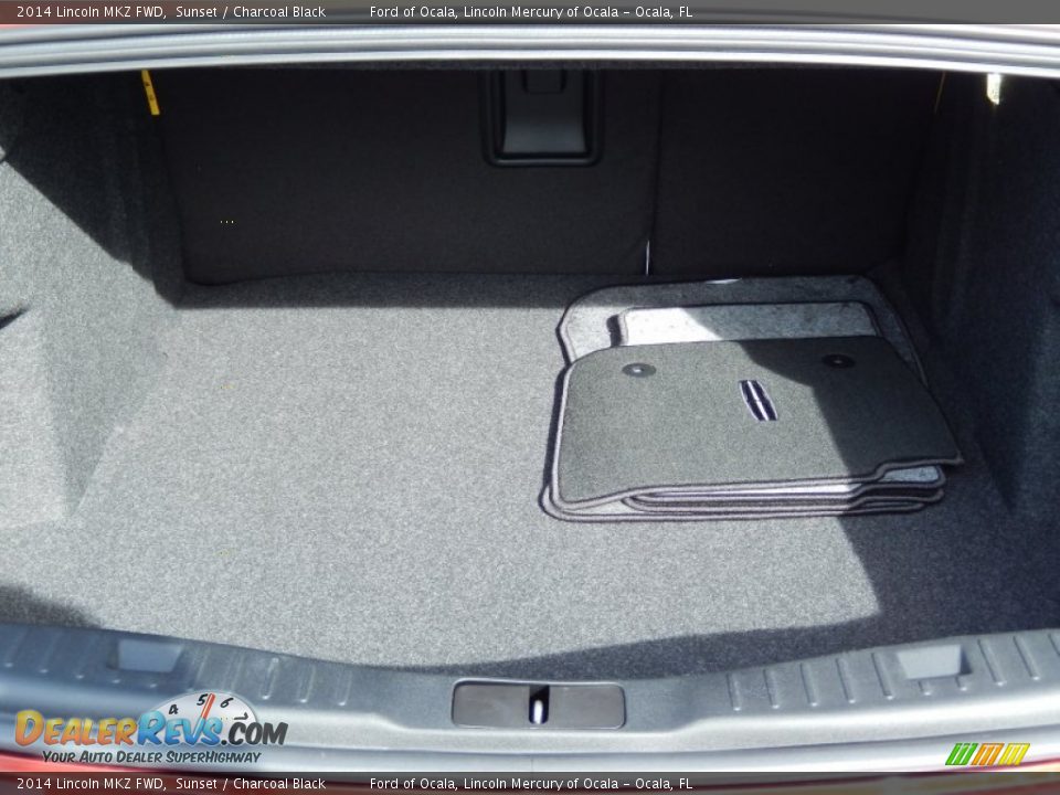 2014 Lincoln MKZ FWD Trunk Photo #5