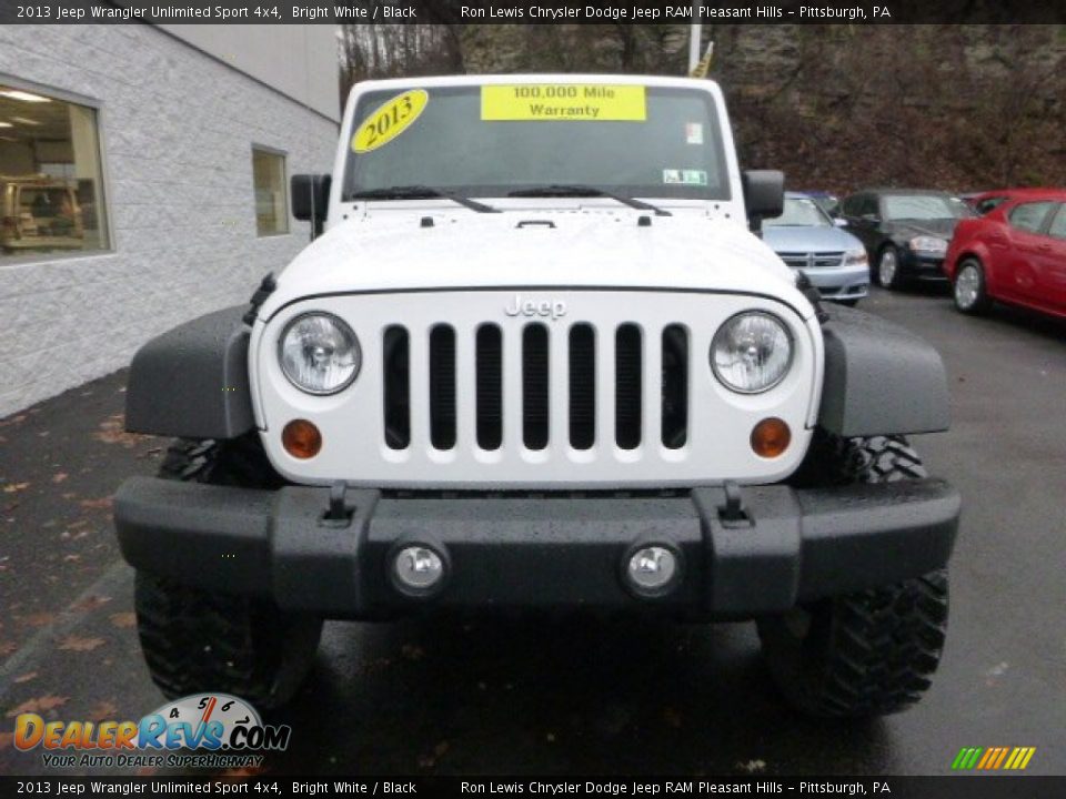 2013 Jeep Wrangler Unlimited Sport 4x4 Bright White / Black Photo #7
