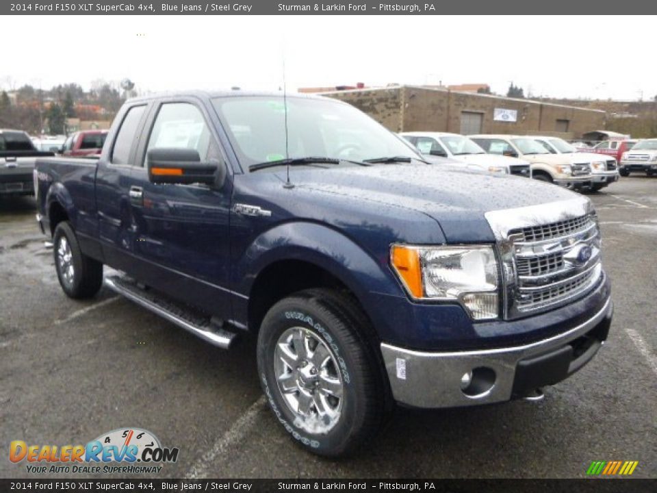Front 3/4 View of 2014 Ford F150 XLT SuperCab 4x4 Photo #1