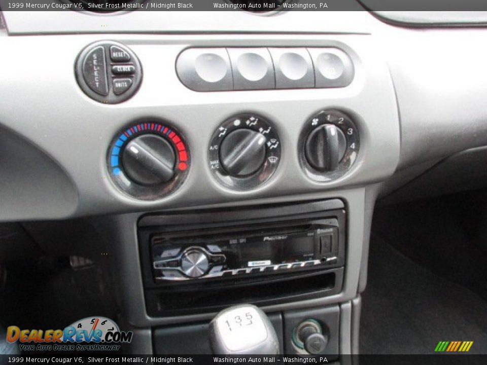 1999 Mercury Cougar V6 Silver Frost Metallic / Midnight Black Photo #17