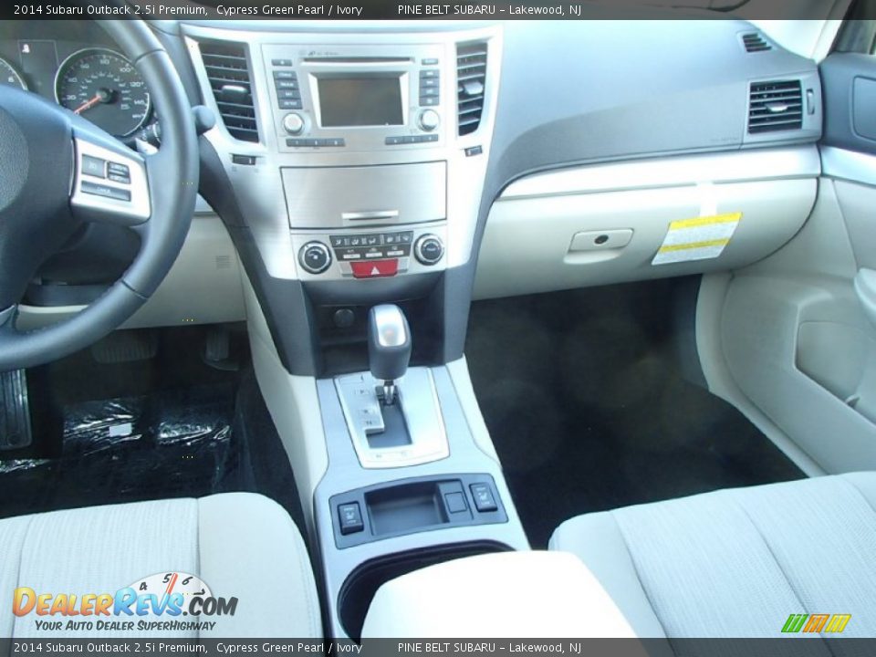 2014 Subaru Outback 2.5i Premium Cypress Green Pearl / Ivory Photo #6