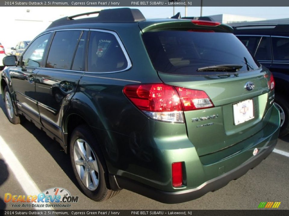 2014 Subaru Outback 2.5i Premium Cypress Green Pearl / Ivory Photo #8