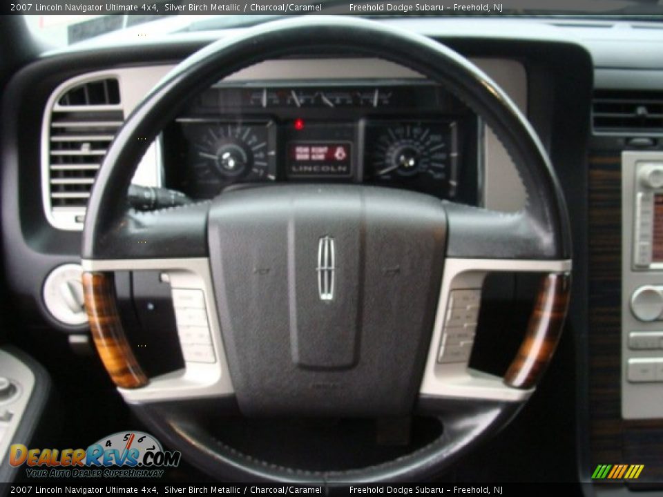 2007 Lincoln Navigator Ultimate 4x4 Silver Birch Metallic / Charcoal/Caramel Photo #19