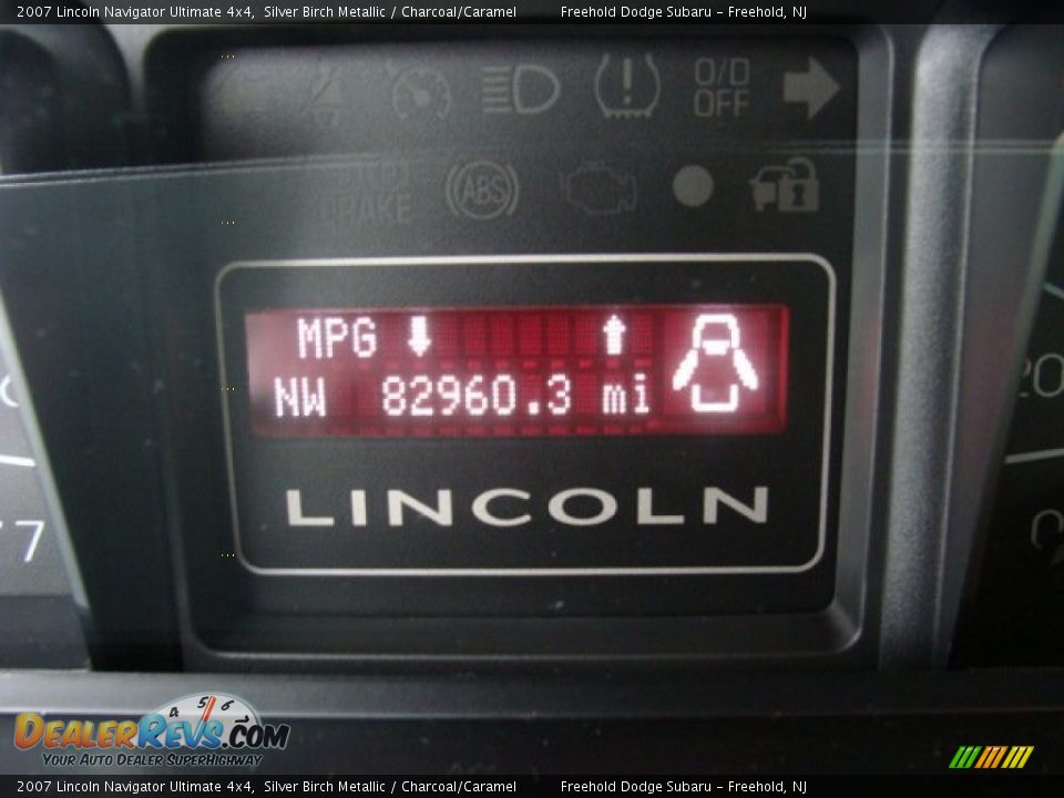 2007 Lincoln Navigator Ultimate 4x4 Silver Birch Metallic / Charcoal/Caramel Photo #22