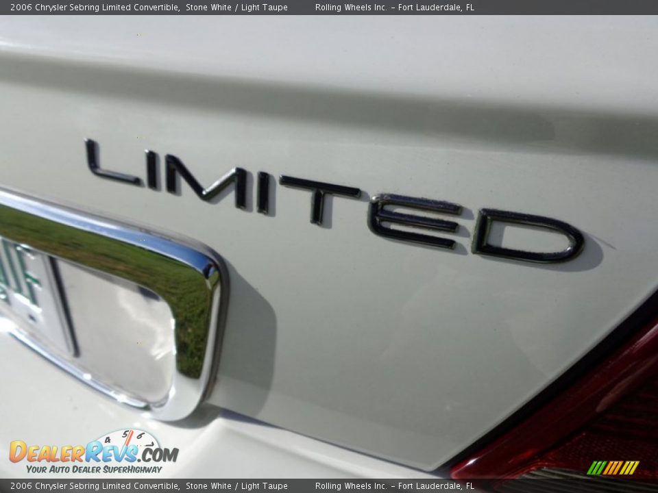 2006 Chrysler Sebring Limited Convertible Stone White / Light Taupe Photo #4
