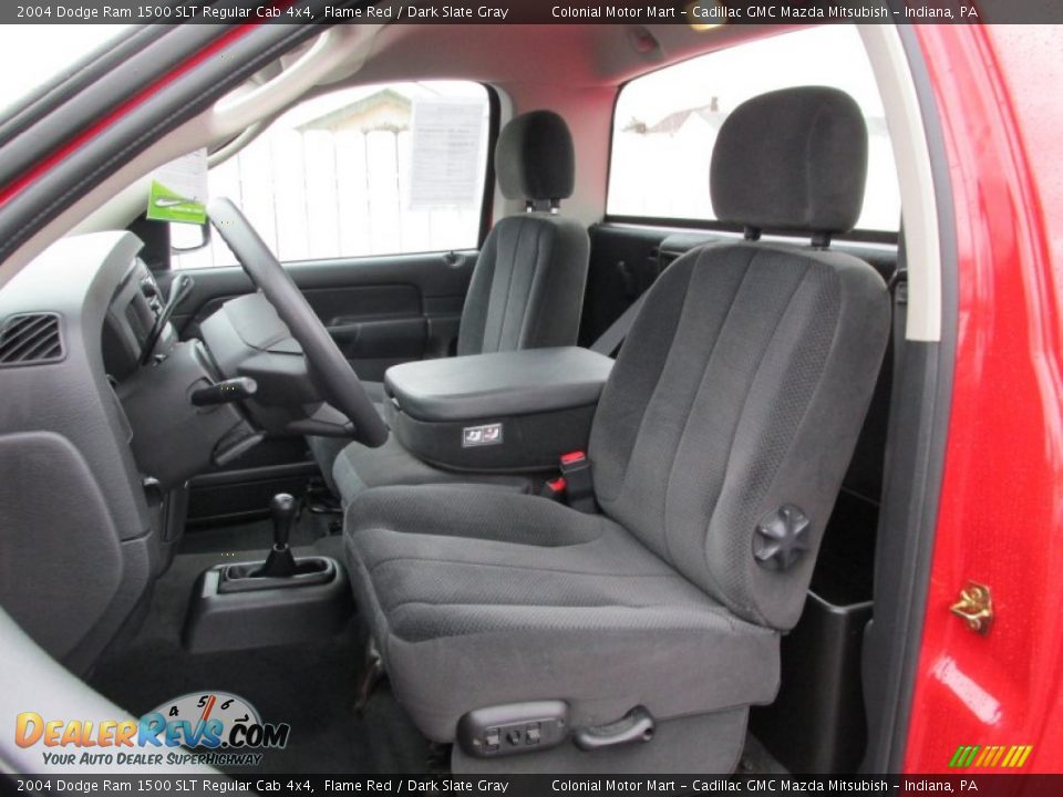 2004 Dodge Ram 1500 SLT Regular Cab 4x4 Flame Red / Dark Slate Gray Photo #13