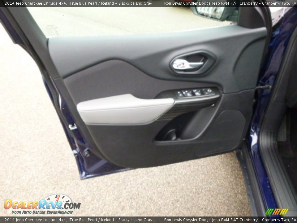 2014 Jeep Cherokee Latitude 4x4 True Blue Pearl / Iceland - Black/Iceland Gray Photo #11