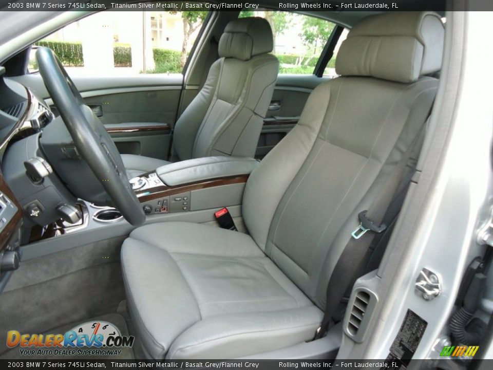 Front Seat of 2003 BMW 7 Series 745Li Sedan Photo #4