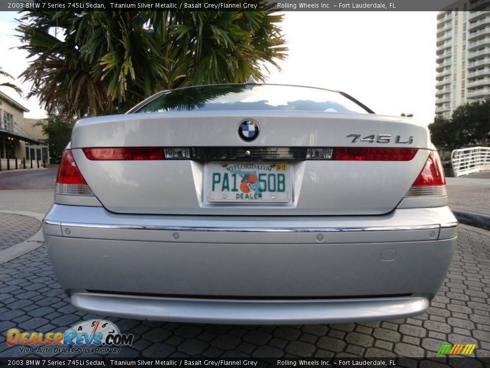 2003 BMW 7 Series 745Li Sedan Titanium Silver Metallic / Basalt Grey/Flannel Grey Photo #16