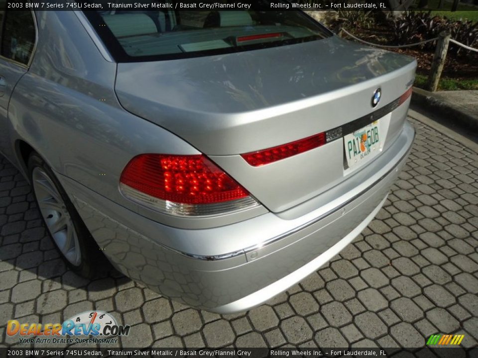 2003 BMW 7 Series 745Li Sedan Titanium Silver Metallic / Basalt Grey/Flannel Grey Photo #35