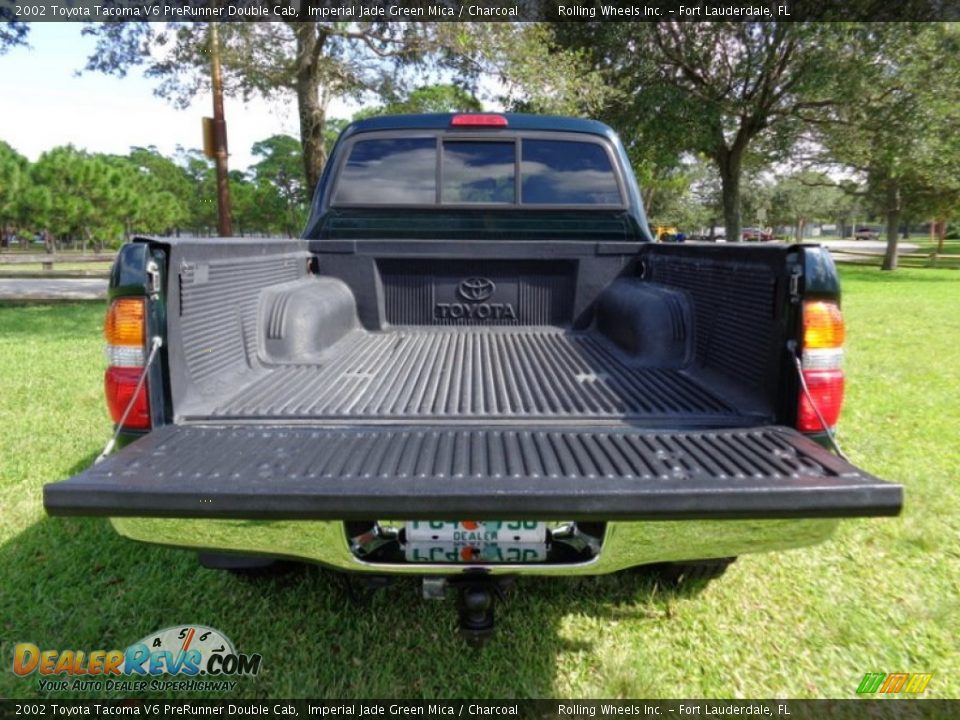 2002 Toyota Tacoma V6 PreRunner Double Cab Imperial Jade Green Mica / Charcoal Photo #18
