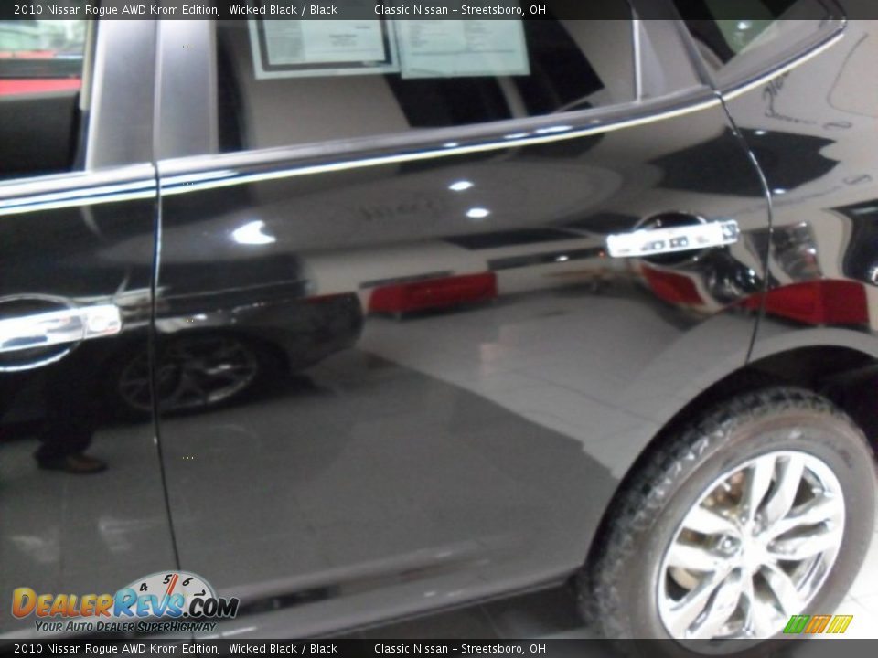 2010 Nissan Rogue AWD Krom Edition Wicked Black / Black Photo #5