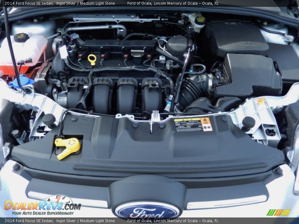 2014 Ford Focus SE Sedan Ingot Silver / Medium Light Stone Photo #11
