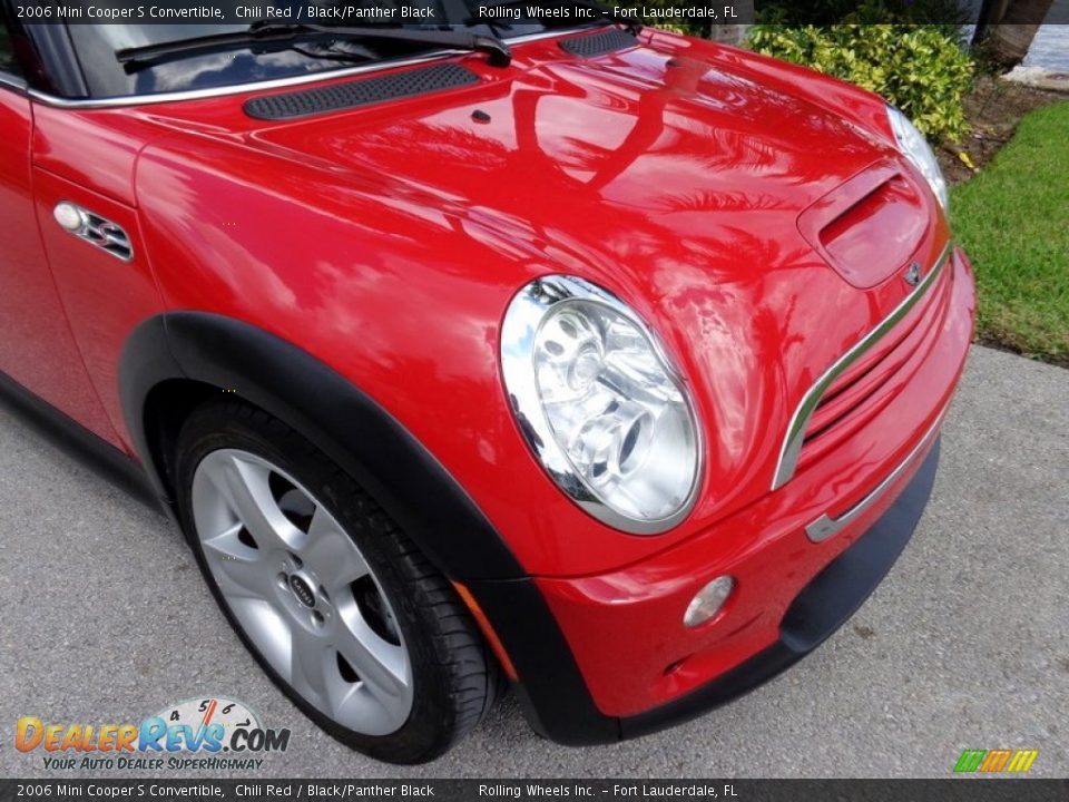 2006 Mini Cooper S Convertible Chili Red / Black/Panther Black Photo #35