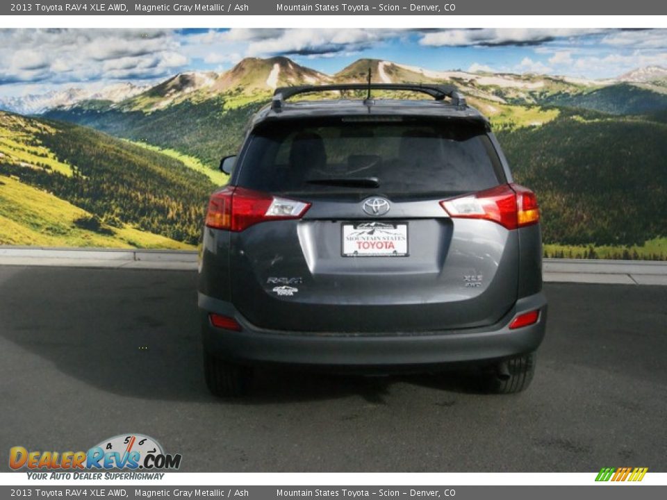 2013 Toyota RAV4 XLE AWD Magnetic Gray Metallic / Ash Photo #4