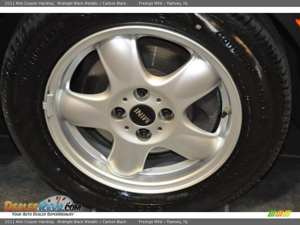 2011 Mini Cooper Hardtop Midnight Black Metallic / Carbon Black Photo #5