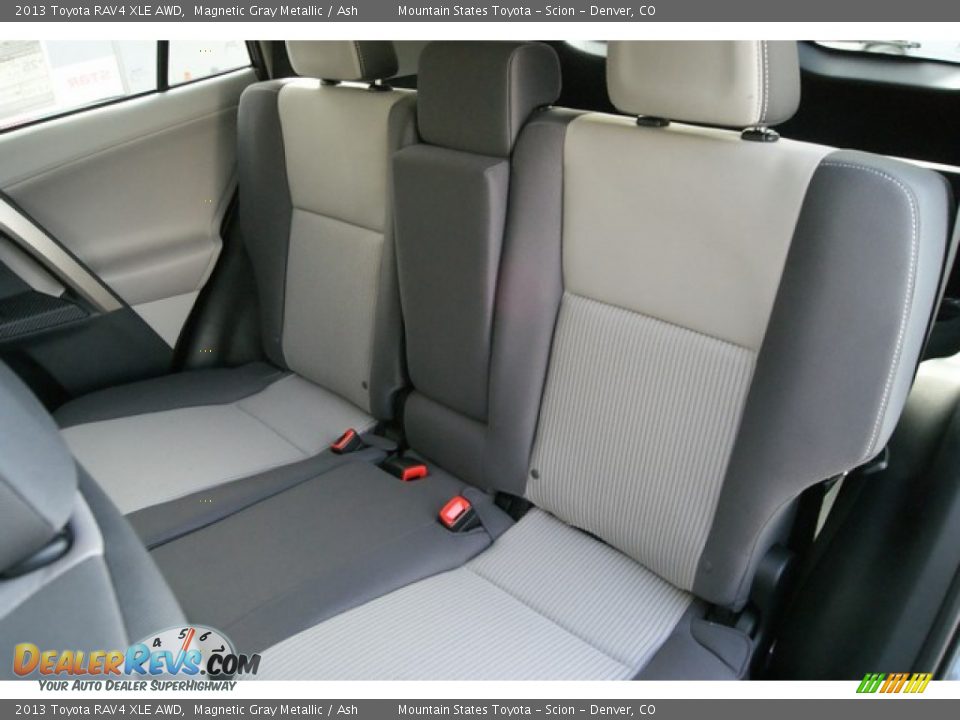 2013 Toyota RAV4 XLE AWD Magnetic Gray Metallic / Ash Photo #7