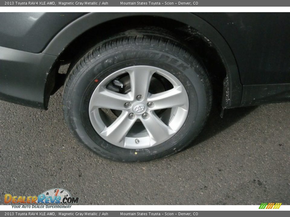2013 Toyota RAV4 XLE AWD Magnetic Gray Metallic / Ash Photo #9