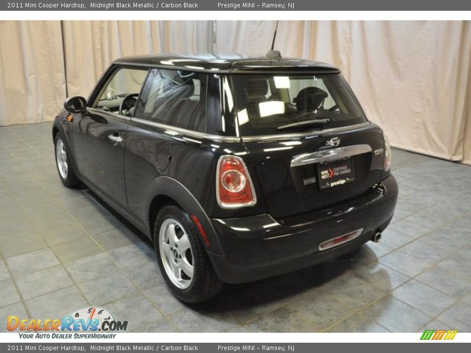 2011 Mini Cooper Hardtop Midnight Black Metallic / Carbon Black Photo #17