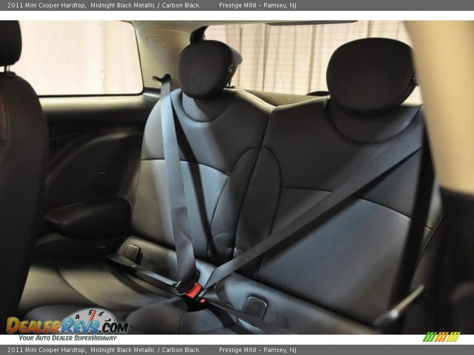 2011 Mini Cooper Hardtop Midnight Black Metallic / Carbon Black Photo #21