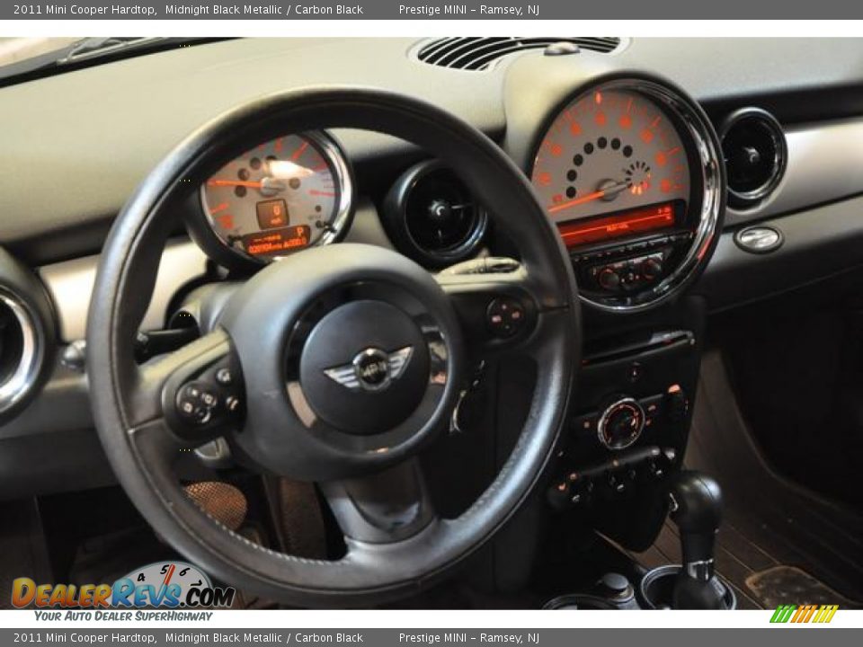 2011 Mini Cooper Hardtop Midnight Black Metallic / Carbon Black Photo #23