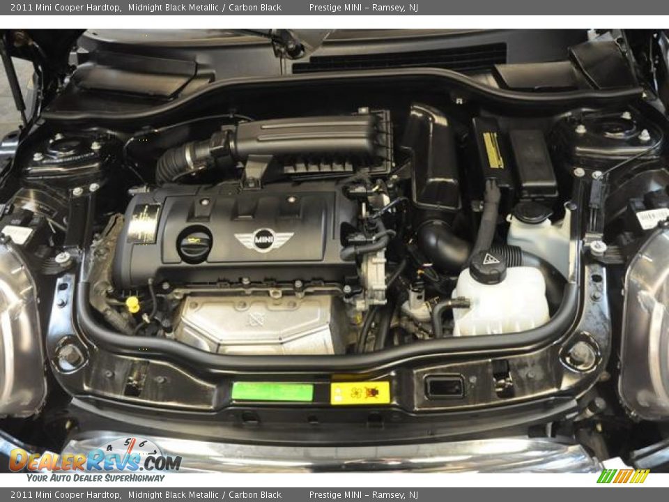 2011 Mini Cooper Hardtop Midnight Black Metallic / Carbon Black Photo #24