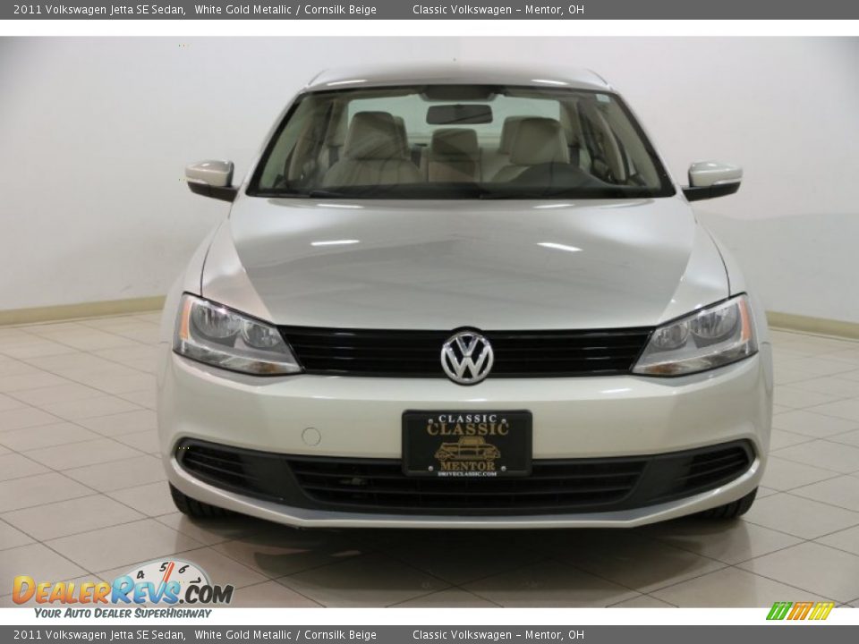 2011 Volkswagen Jetta SE Sedan White Gold Metallic / Cornsilk Beige Photo #2