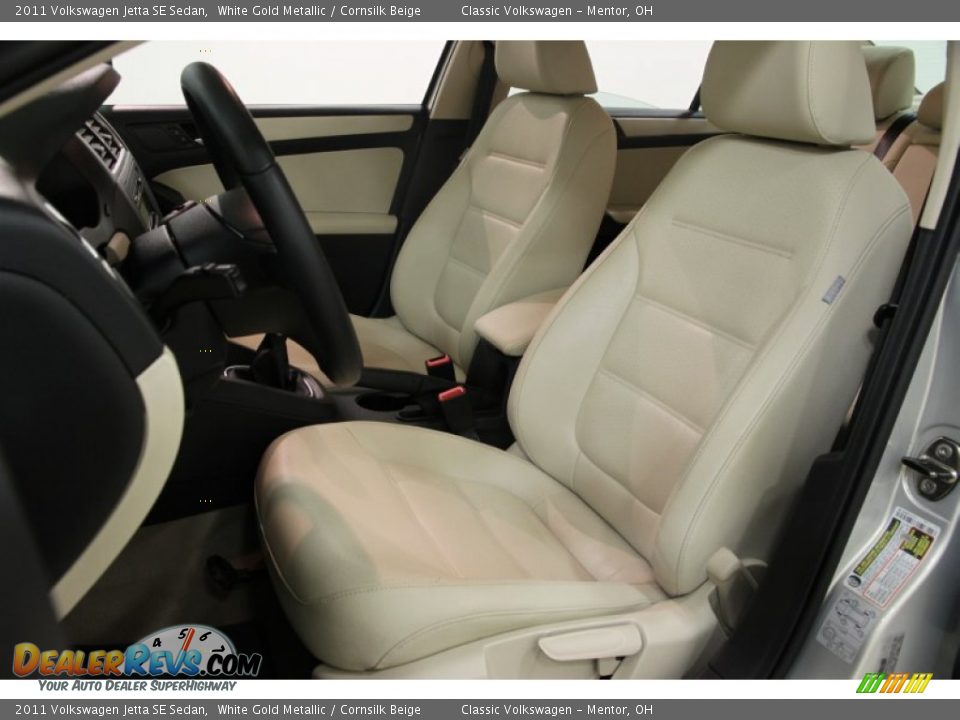 2011 Volkswagen Jetta SE Sedan White Gold Metallic / Cornsilk Beige Photo #5